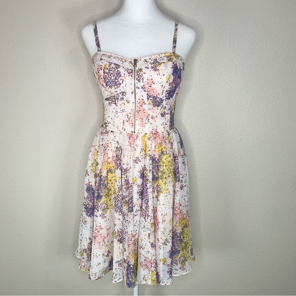 Guess Dresses & Skirts - Guess Tanya Pink Floral Sleeveless or Strapless Corset Mini Dress Sz 4